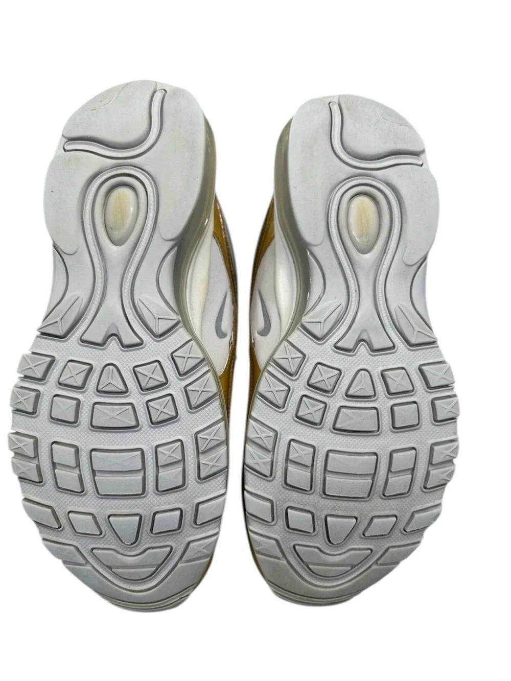 Nike Air Max 97 Women’s 7.5 Metallic Gold Silver Running Shoes AQ4137-001